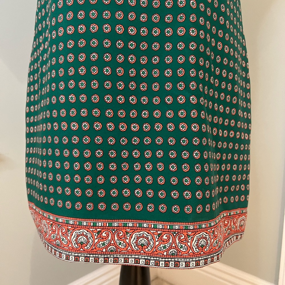 JCrew Green Print Slip Over Head Dress | Size 2 | Like New - Picture 8 of 8